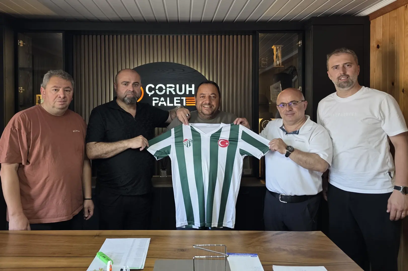 Artvinspor’a Bursa’dan Destek Eli