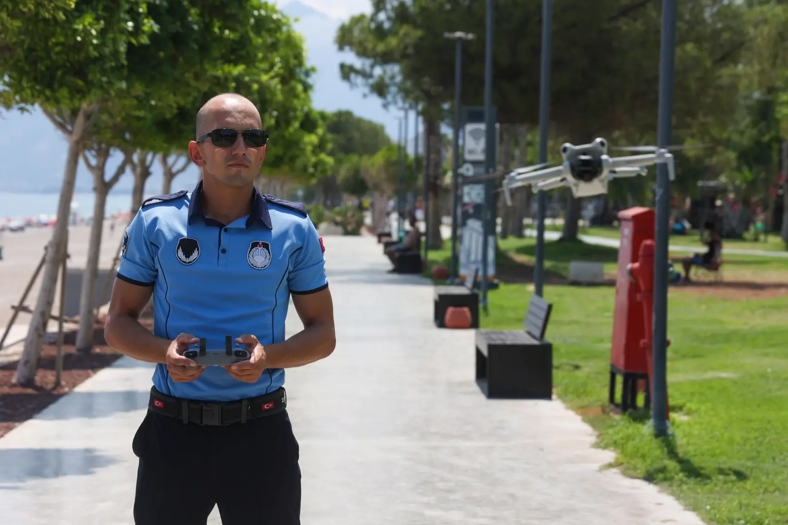 Konyaaltı Sahili’nde Drone Destekli Zabıta Denetimi Başladı