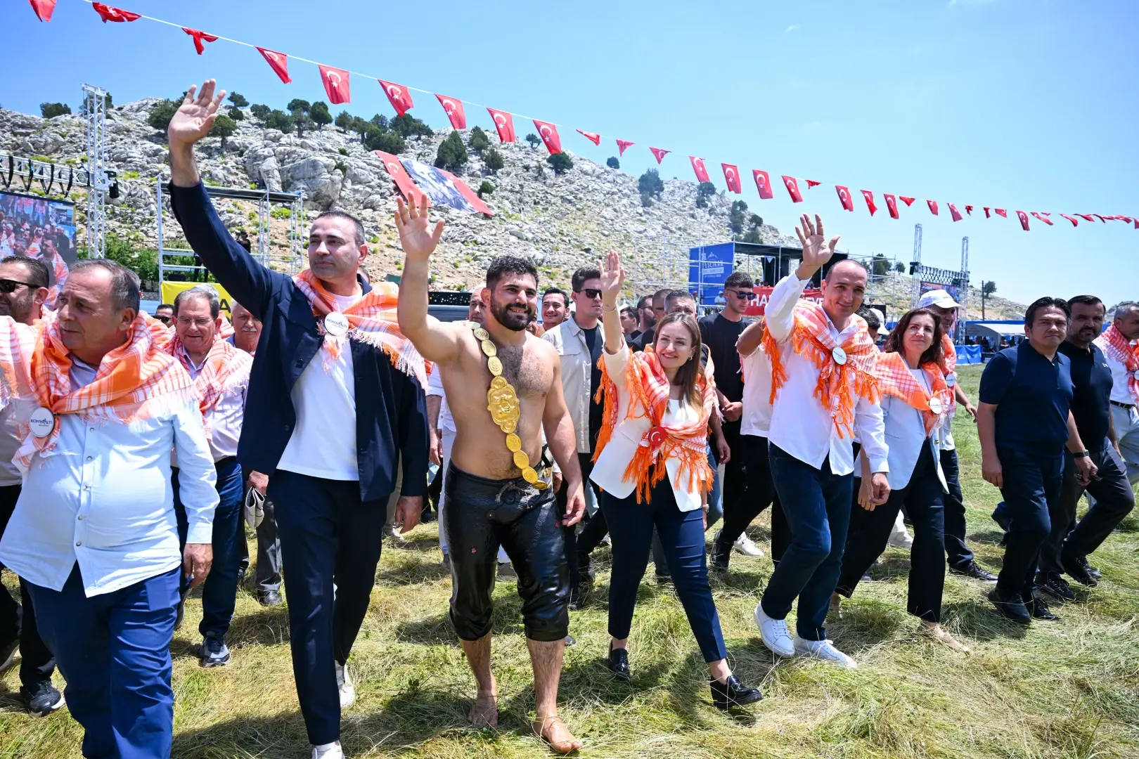 Feslikan Er Meydanı’nda Zaferin Adı Belli Oldu