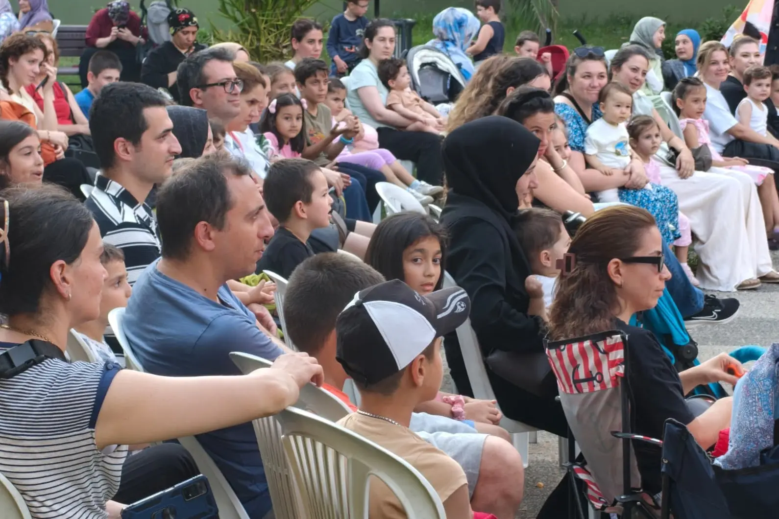 Maltepe’de Yaz Akşamları Çocuk Tiyatrosuyla Şenlendi
