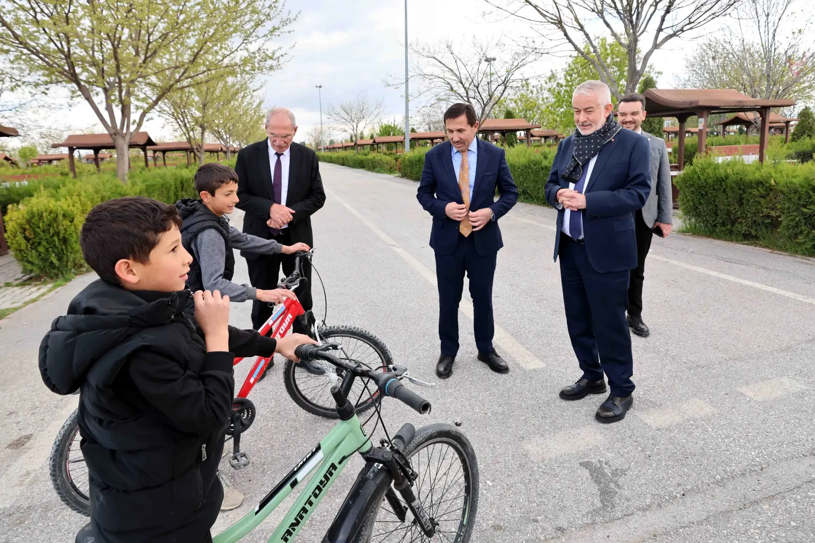 Başdeğirmen’den Karatay Belediyesi’ne ziyaret ve proje incelemesi