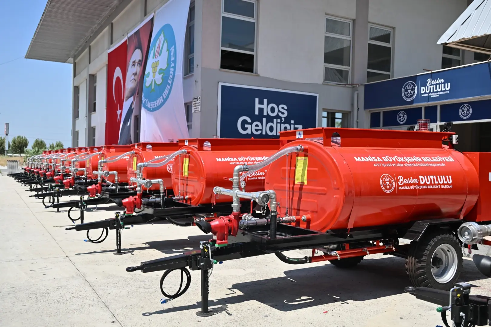 Manisa’da Kırsal Mahallelere 100 Su Tankeri Desteği