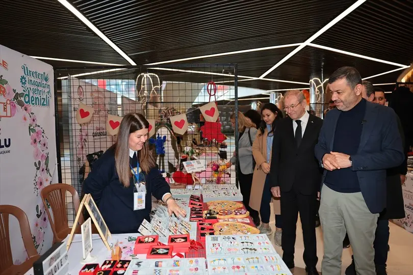 Denizli’de Anneler Günü Coşkusu Kadın Emeğiyle Buluşuyor