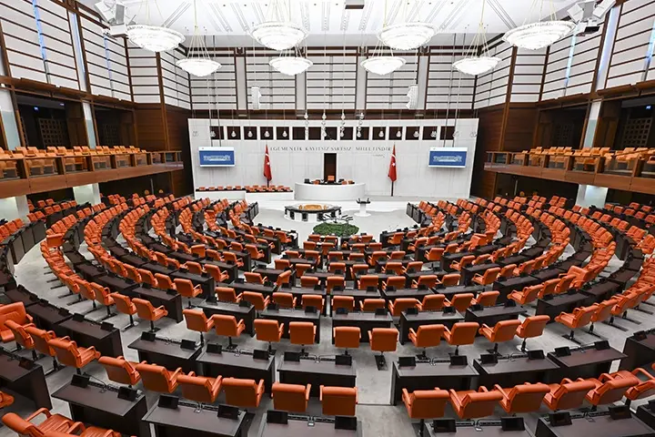 TBMM Tatile Girdi: Meclis 1 Ekim'de Yeniden Toplanacak