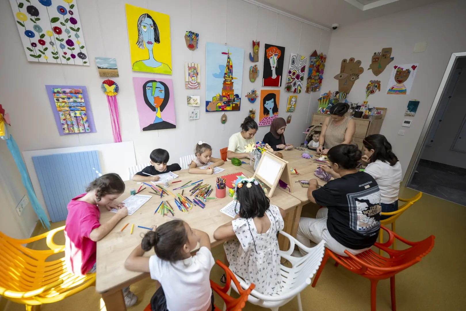 Mersin’de Çocuklar Yazı Atölyelerle Dolu Dolu Geçiriyor