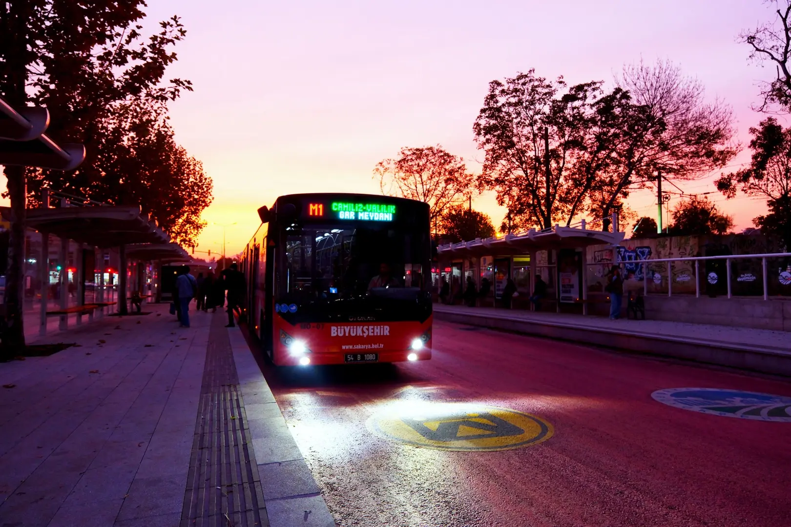 Sakarya’da Metrobüslerle Ulaşımda Yeni Dönem