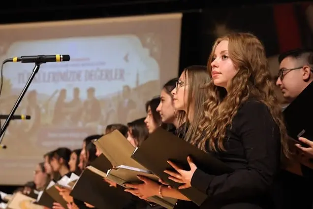 Kütahya’da ‘Türkülerimizde Değerler’ konserine yoğun ilgi
