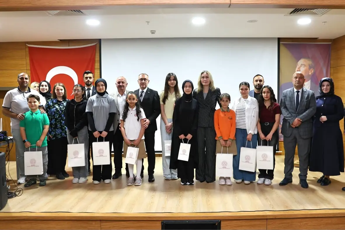 Sakarya’da Öğrencilerden “Şiddetsiz İletişim” İçin Yoğun Katılım
