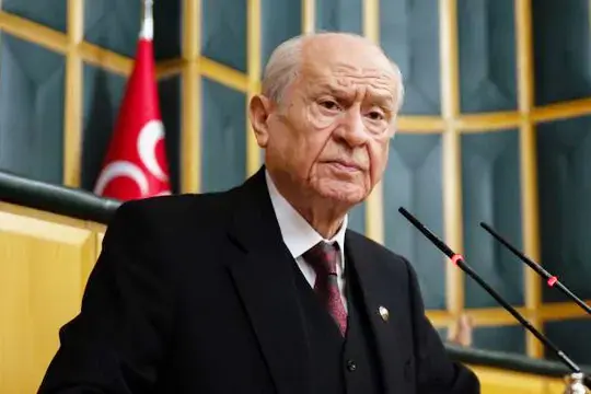 Bahçeli’den Erdoğan’ın Yeniden Adaylığı İçin Seçimlerin Yenilenmesi Çağrısı