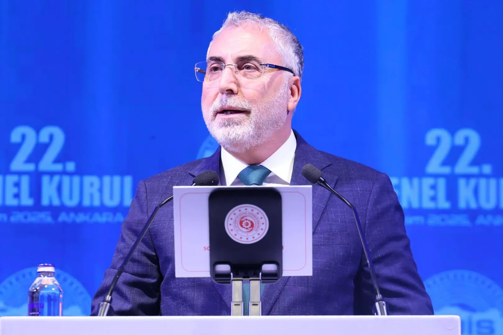 Bakan Işıkhan: Genç İşsizlik Tarihi Düşük Seviyeye Geriledi