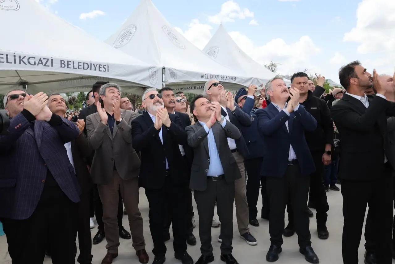 Erciyes’te 2. Geleneksel Havacılık Festivali’ne Yoğun İlgi