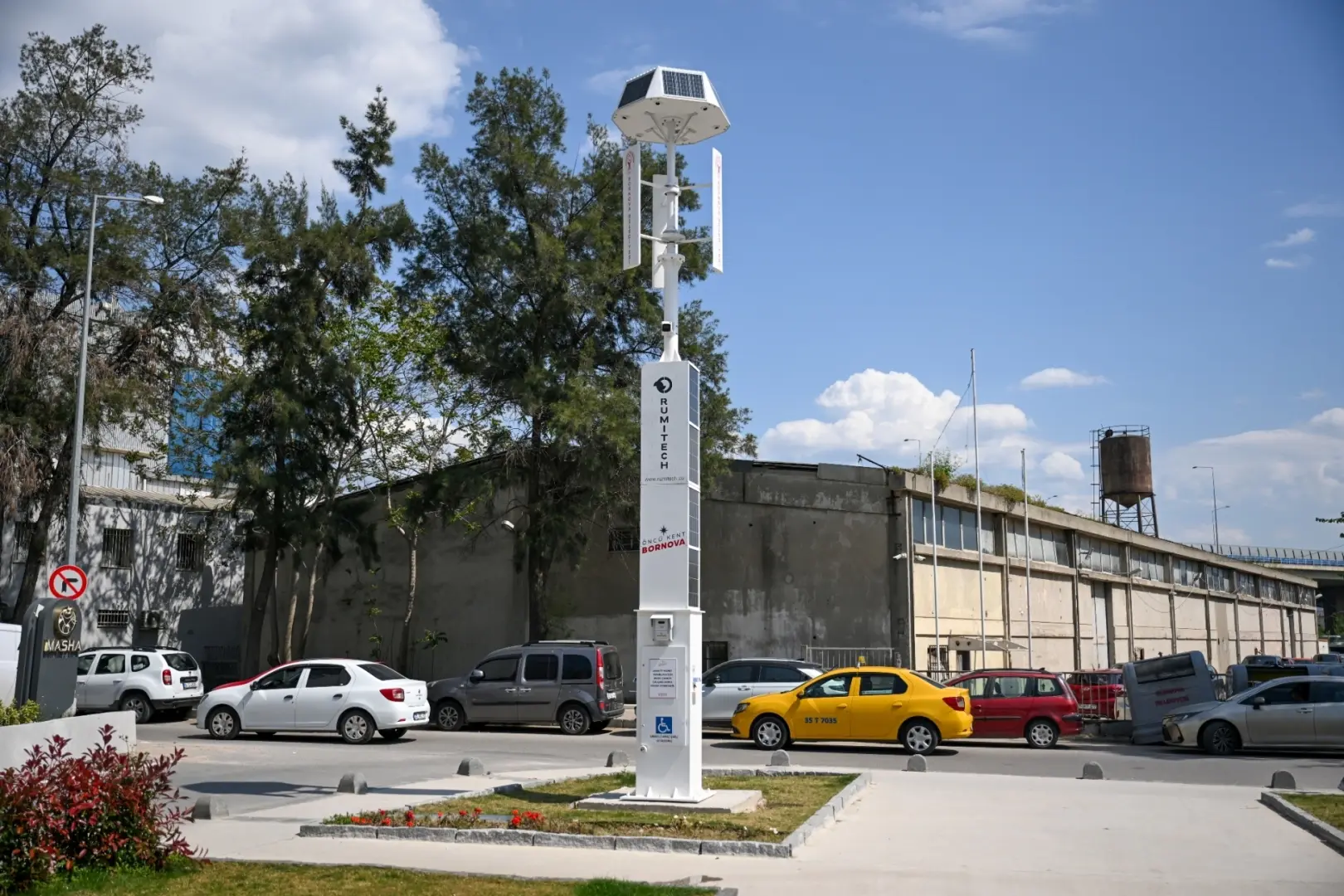 Parklarda Yenilenebilir Enerjiyle Aydınlatma Dönemi