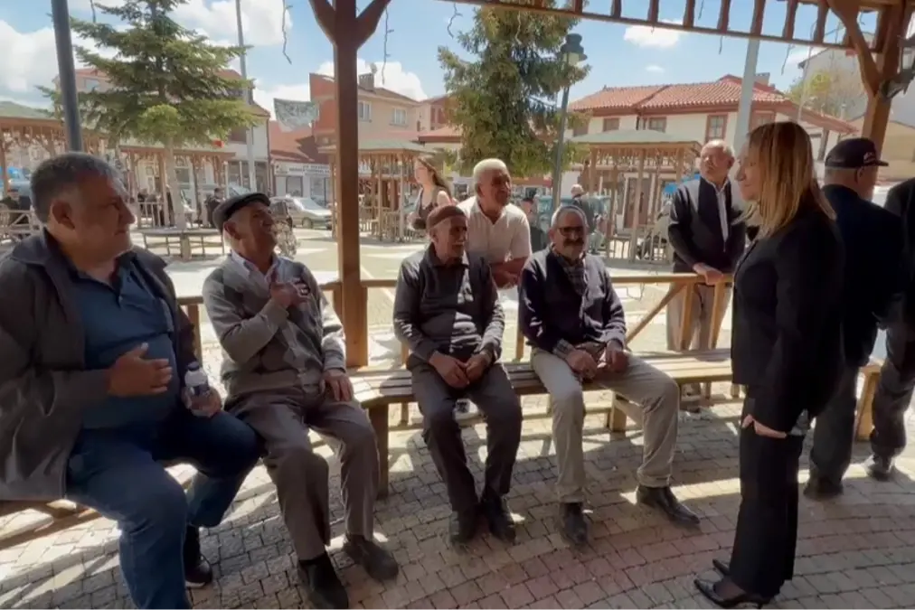 Pazaryeri’nde Başkan Tekin’in Halkla İç İçe Çalışmaları Takdir Topluyor